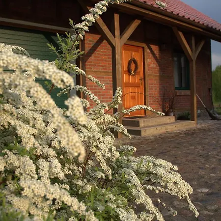 Dom Nad Stawem ファームステイ